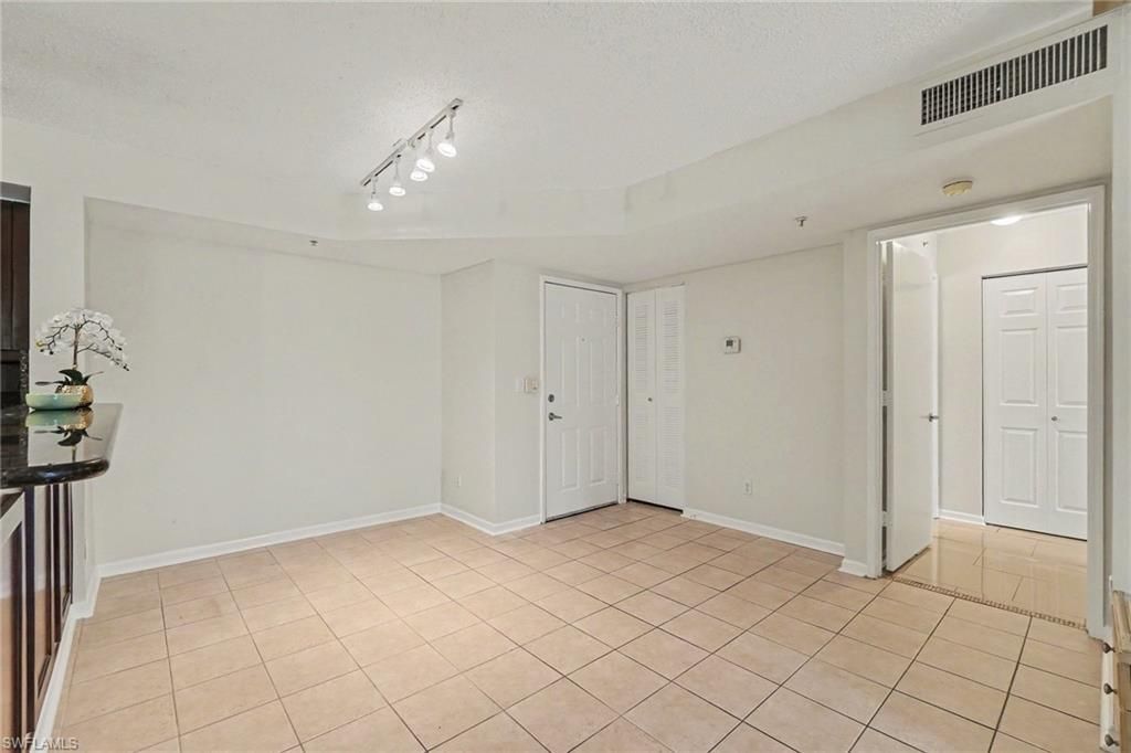 1280 Wildwood Lakes Blvd, Unit 106, Naples, FL 34104 Photo