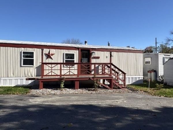 557 Southwest Cutoff, Unit 17, Worcester, MA 01607