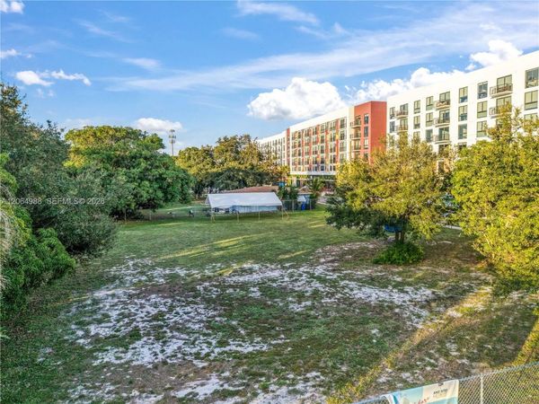 501 NW 7th Ter , Fort Lauderdale, FL 33311