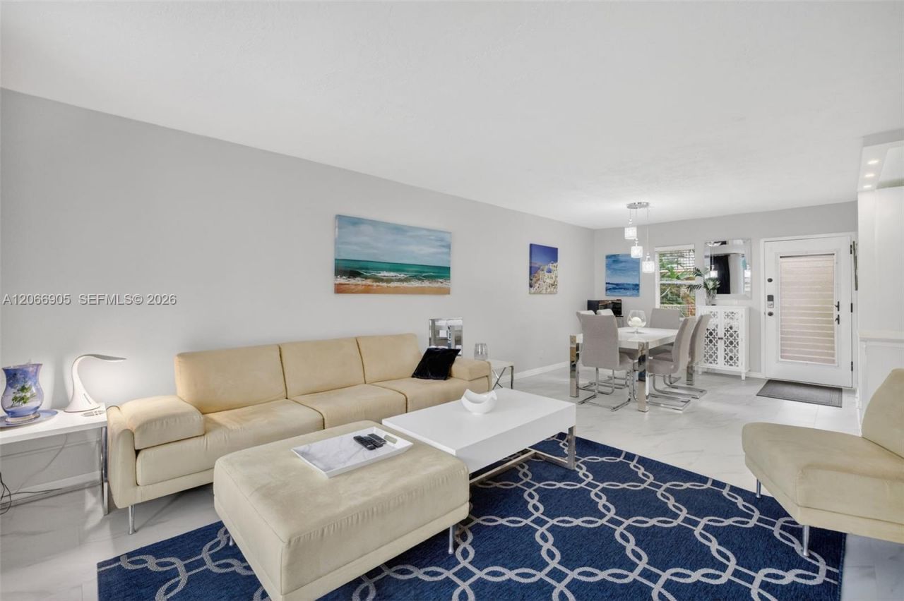 2801 Somerset Dr , Unit 205, Lauderdale Lakes, FL 33311 Photo