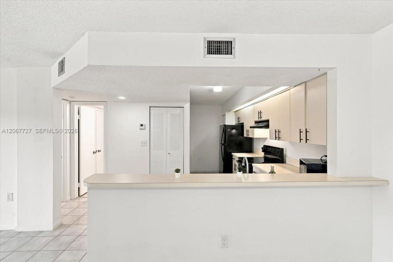 8660 SW 212th St, Unit 306, Cutler Bay, FL 33189 Photo
