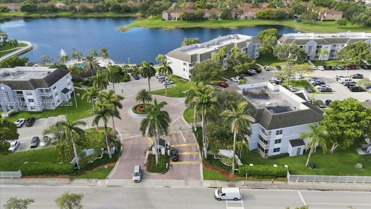 8660 SW 212th St, Unit 306, Cutler Bay, FL 33189 Photo