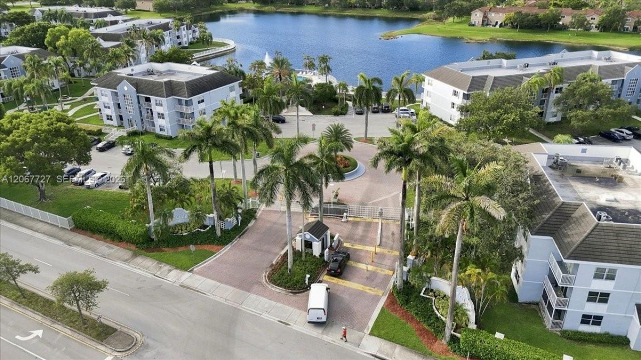 8660 SW 212th St, Unit 306, Cutler Bay, FL 33189 Photo