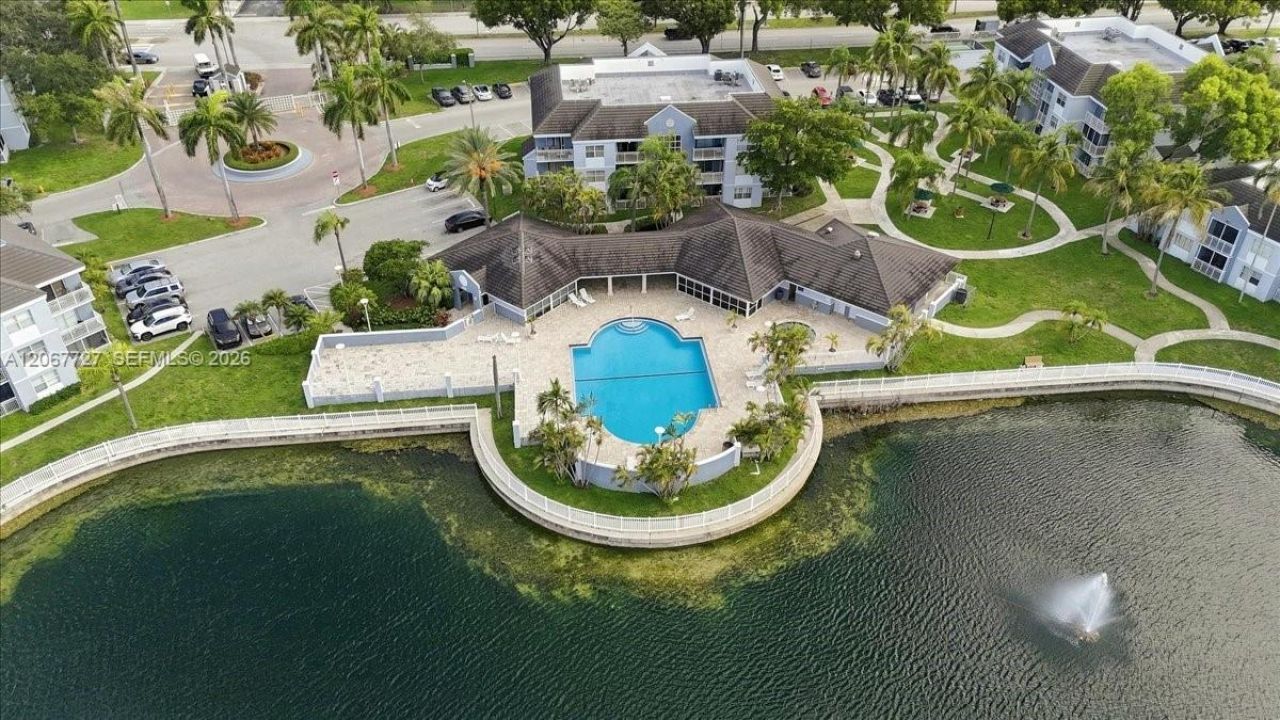8660 SW 212th St, Unit 306, Cutler Bay, FL 33189 Photo