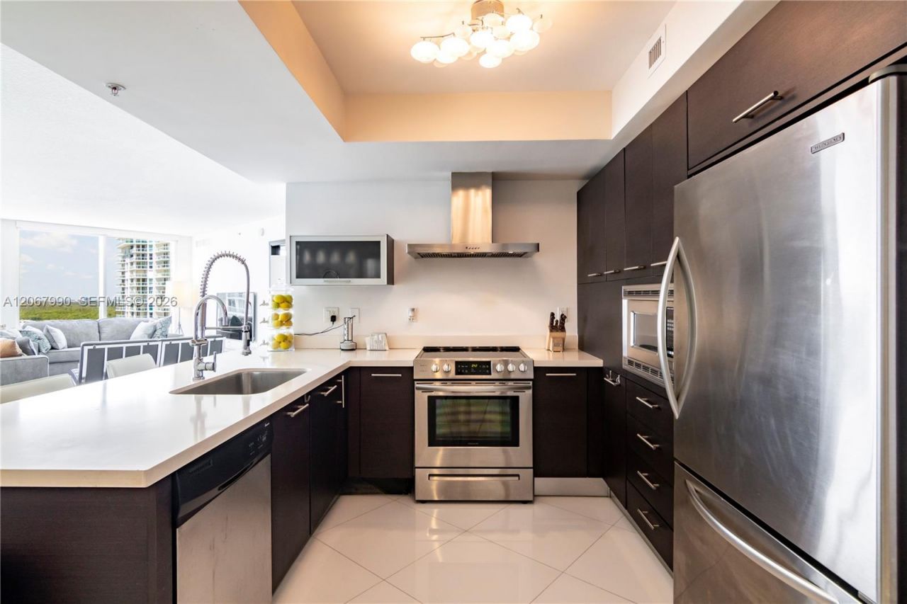 150 Sunny Isles Blvd , Unit 1-1604, Sunny Isles Beach, FL 33160 Photo