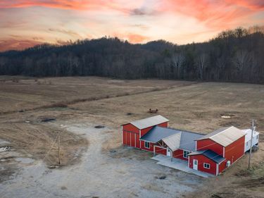 14198 Hwy 191 , Hazel Green, KY 41332