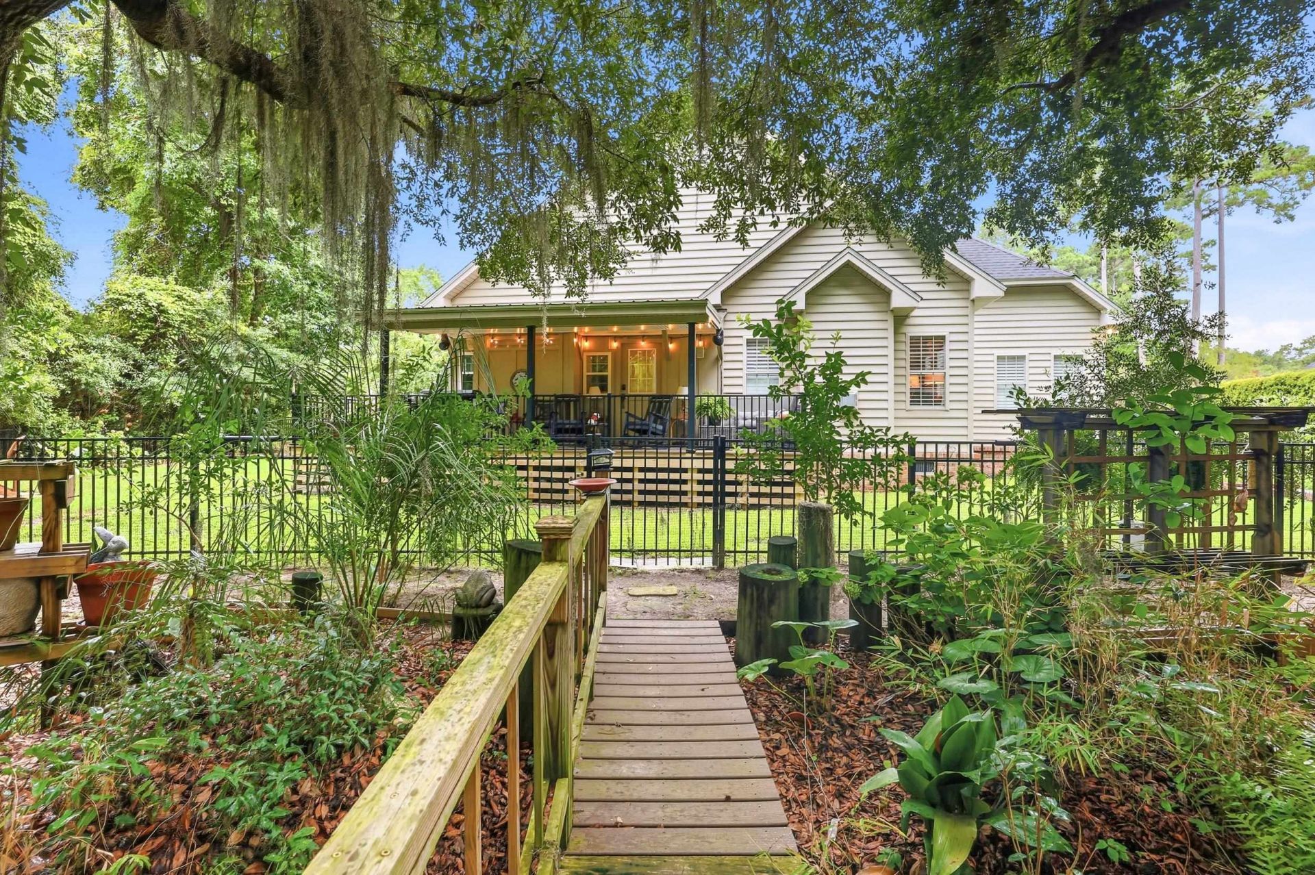 783 Fieldgate Circle Photo 5