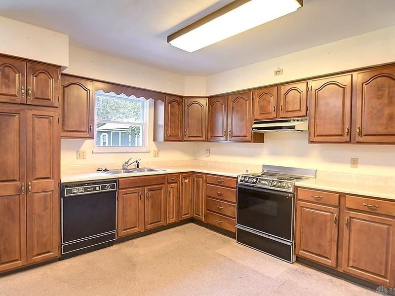 5906 Homedale Street, West Carrollton, OH 45449 Photo 12