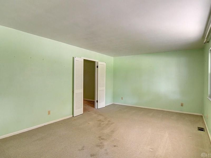 5906 Homedale Street, West Carrollton, OH 45449 Photo 5