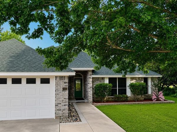 7066 Golf Drive, Whitney, TX 76692