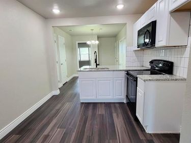 4205 5th Avenue, Fort Worth, TX 76115