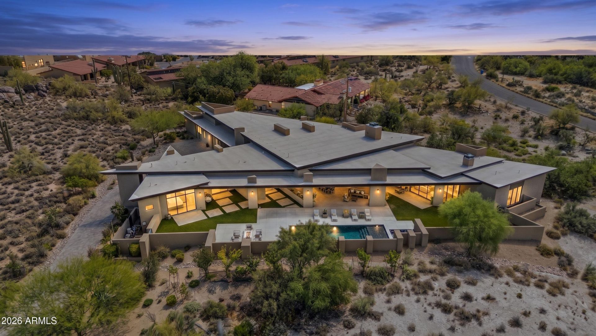37021 N HOLIDAY Lane, Carefree, AZ 85377