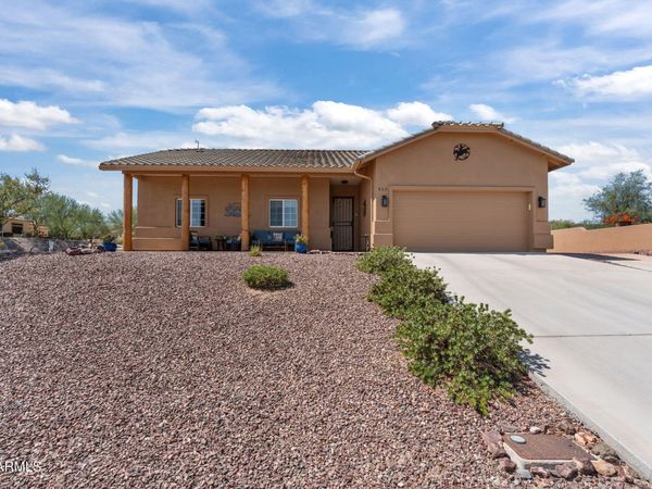 937 W Mclean Drive, Wickenburg, AZ 85390