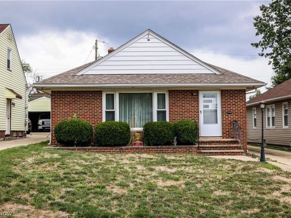 11517 Fordham Road , Garfield Heights, OH 44125