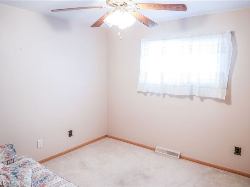 11517 Fordham Road , Garfield Heights, OH 44125 Photo 17