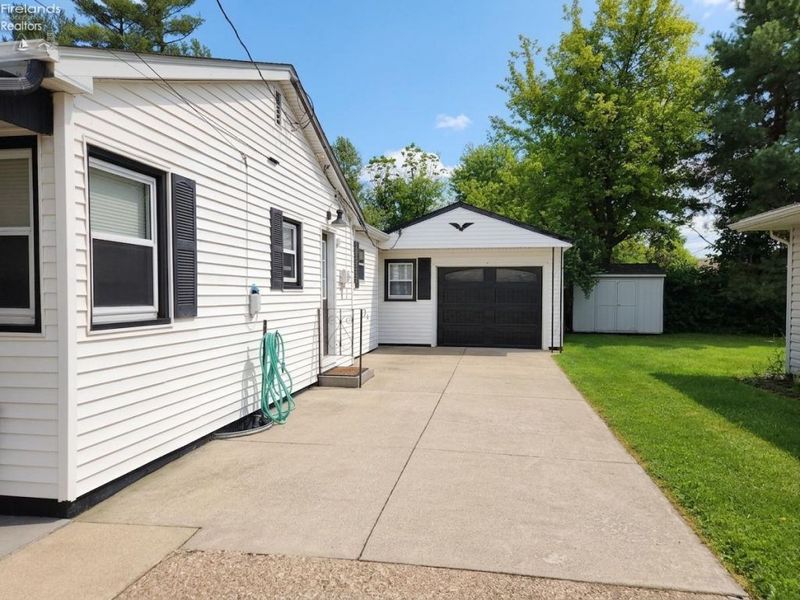 1616 Dietrick Street, Sandusky, OH 44870 Photo 5