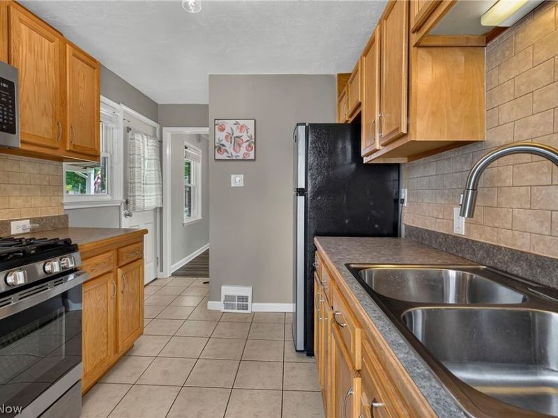 3072 Rowford Avenue SW, Massillon, OH 44646 Photo 17