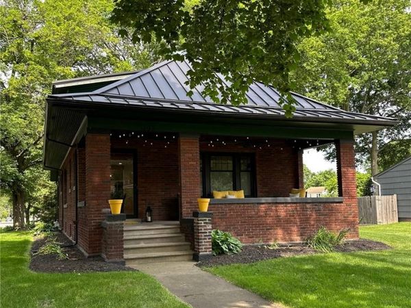 1207 Main Street , East Rochester, NY 14445