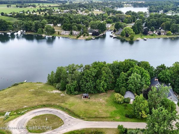 4316 Rainbow Lake Road, Perrinton, MI 48871