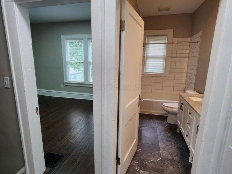 640 S Champion Avenue , Unit 640, Columbus, OH 43205 Photo 9