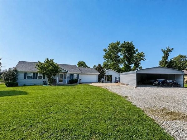 12338 Crestview Drive, Warsaw, MO 65355