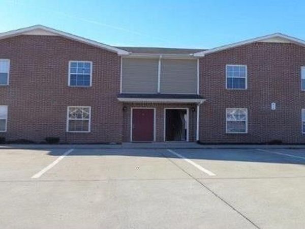 812 Oak Arbor Ct , Clarksville, TN 37040