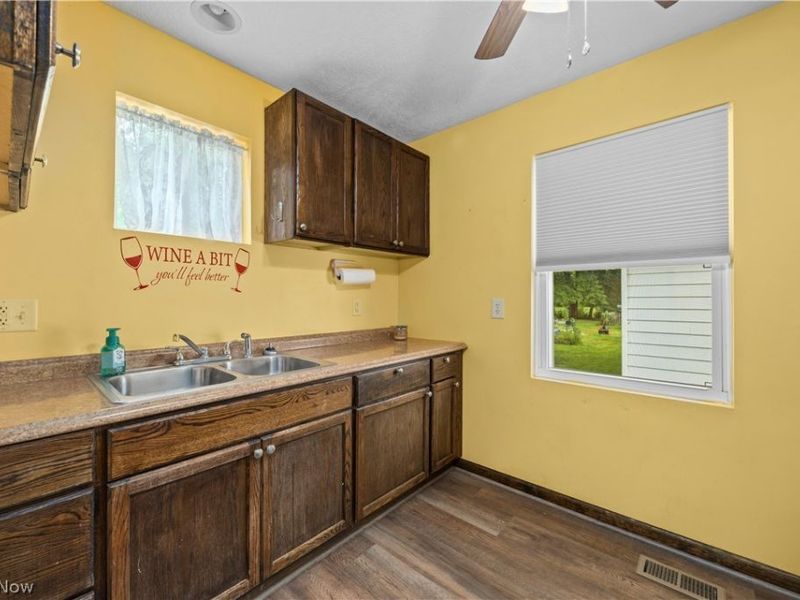 7723 W River Road S, Elyria, OH 44035 Photo 12