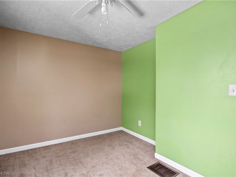 7723 W River Road S, Elyria, OH 44035 Photo 20