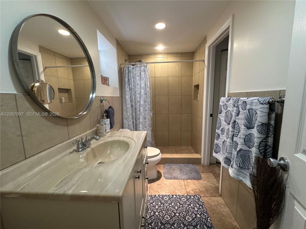 410 SE 2nd St, Unit 115, Hallandale Beach, FL 33009 Photo