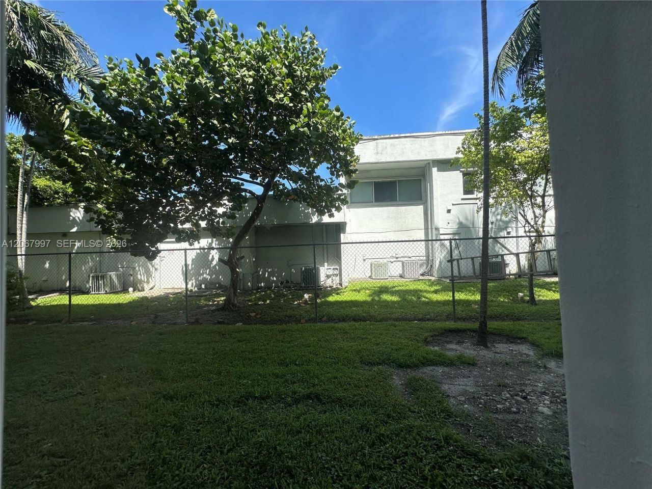 410 SE 2nd St, Unit 115, Hallandale Beach, FL 33009 Photo