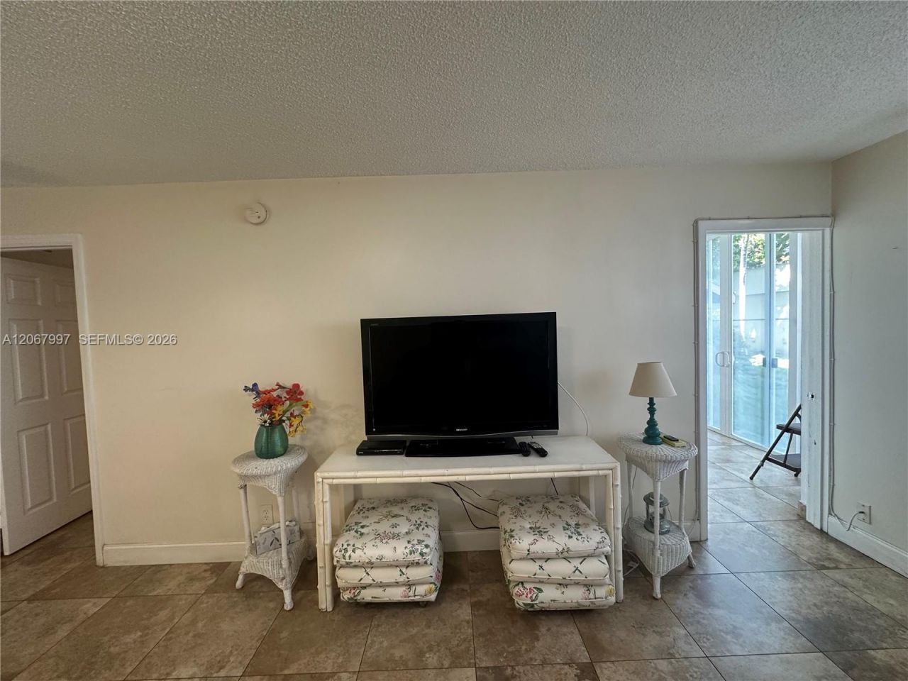 410 SE 2nd St, Unit 115, Hallandale Beach, FL 33009 Photo