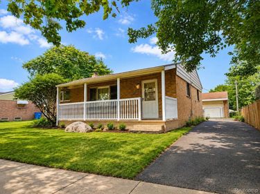26540 Hoover Road, Warren, Mi 48089