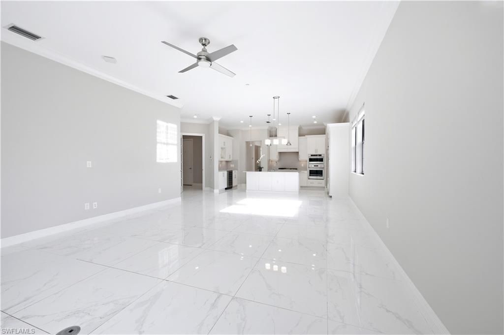 16374 Viansa Way , Unit 301, Naples, FL 34110 Photo