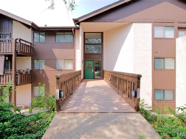 1400 Heritage Landing, Unit 304, St Charles, MO 63303