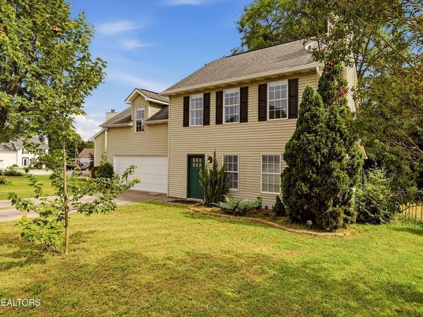 1454 Carrie Belle Drive, Knoxville, TN 37912