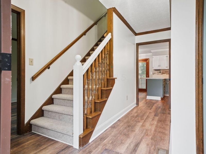2055 Seddington Court , Dublin, OH 43016 Photo 4