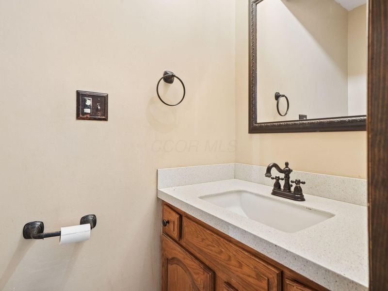 2055 Seddington Court , Dublin, OH 43016 Photo 7