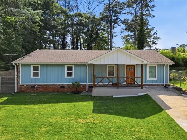 2710 Gray Road SE, Smyrna, GA 30082