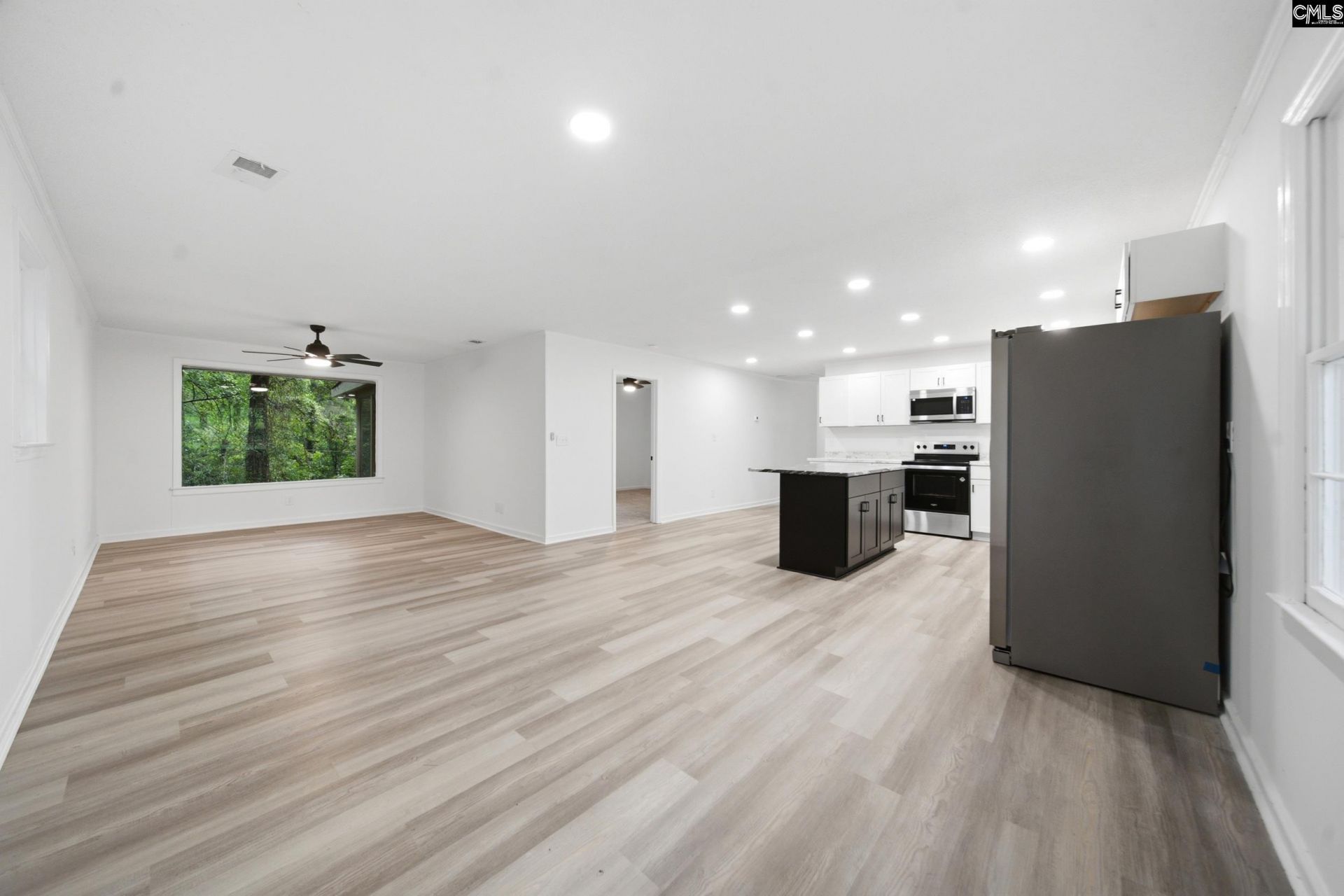 214 Melody Lane Photo 5