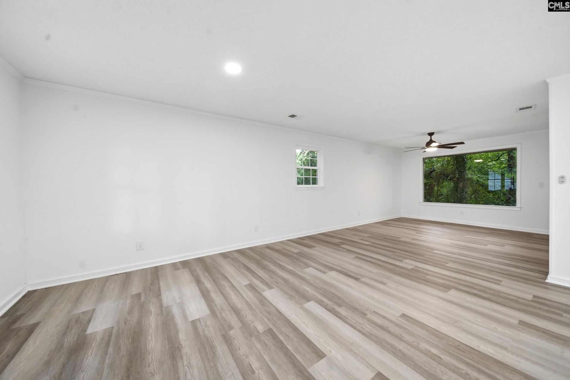 214 Melody Lane Photo 8