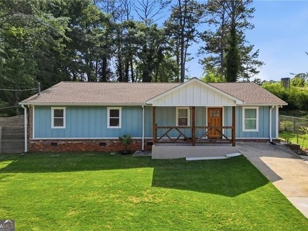 2710 Gray Road SE, Smyrna, GA 30082