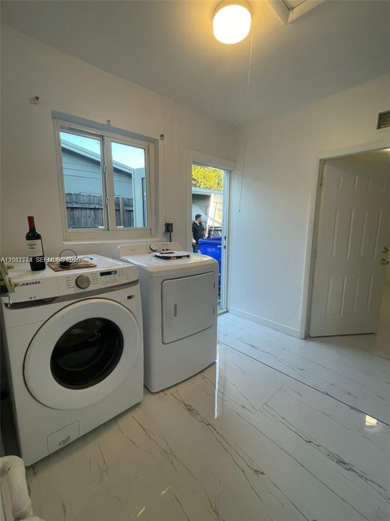 1400 N 74th Ter, Unit Efficiency, Hollywood, FL 33024 Photo