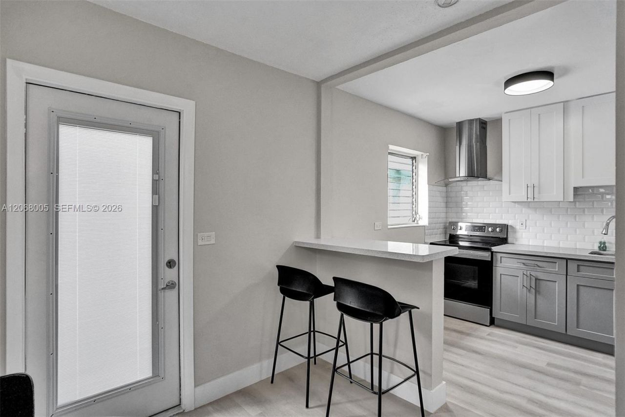 1430 16th St, Unit 1, Miami Beach, FL 33139 Photo