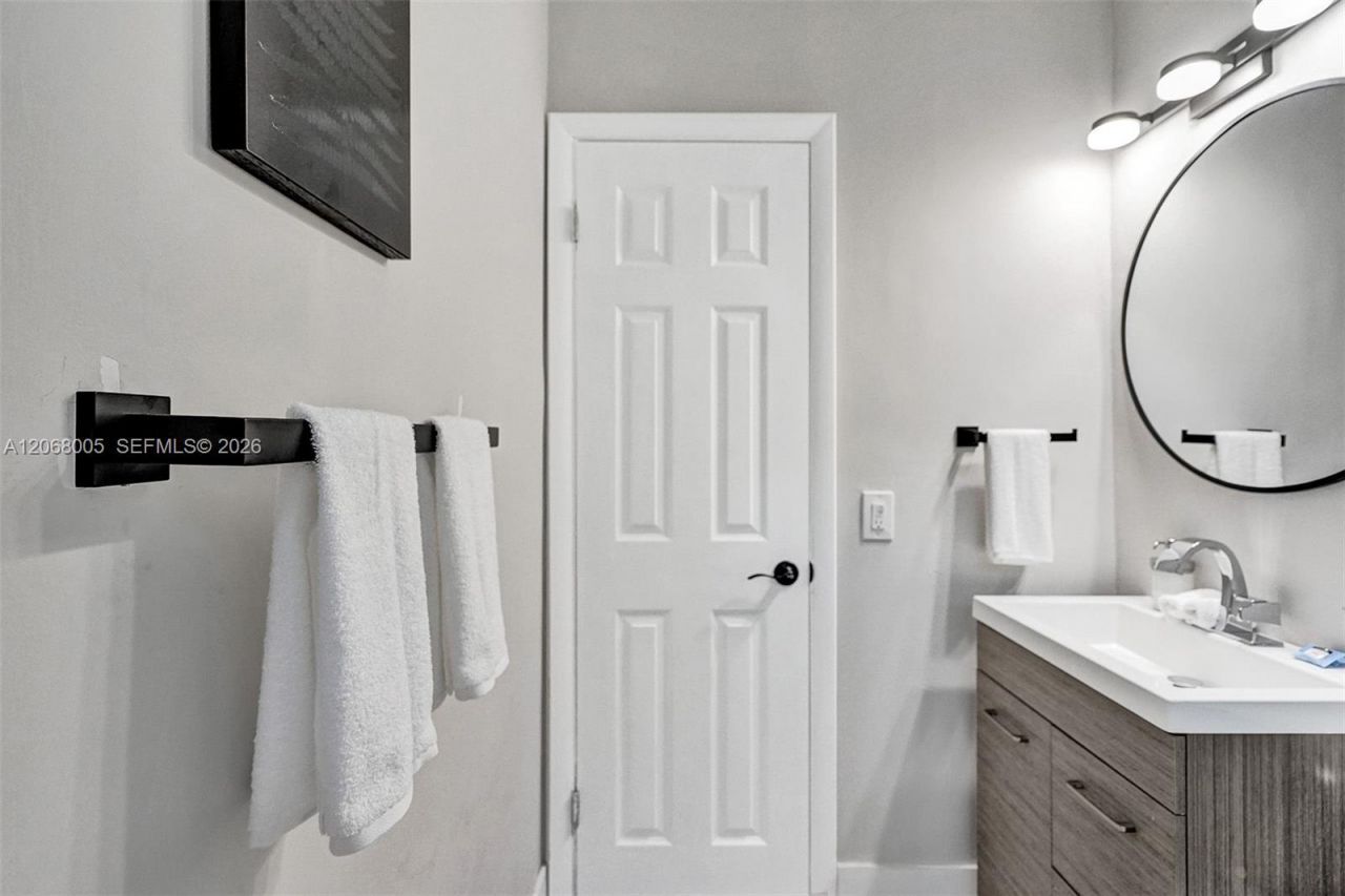 1430 16th St, Unit 1, Miami Beach, FL 33139 Photo