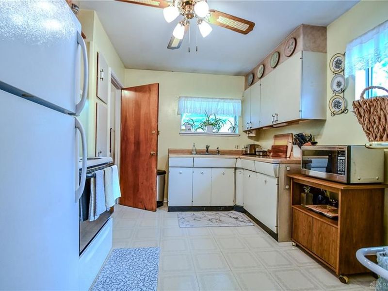 432 Dundee Circle, Dayton, OH 45431 Photo 8