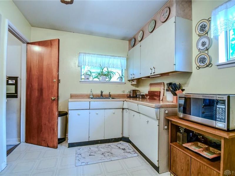 432 Dundee Circle, Dayton, OH 45431 Photo 9