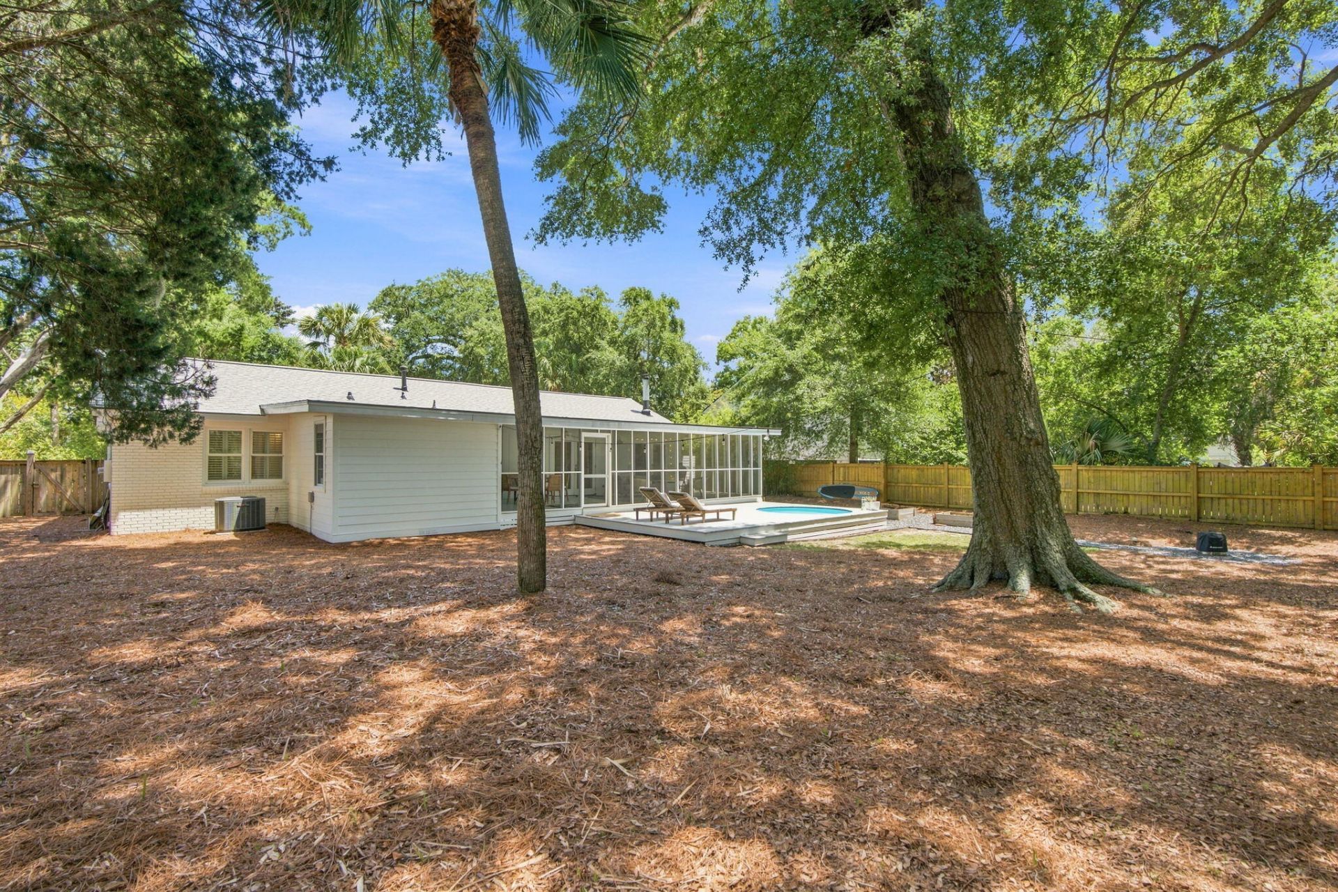 37 32nd Avenue Photo 55