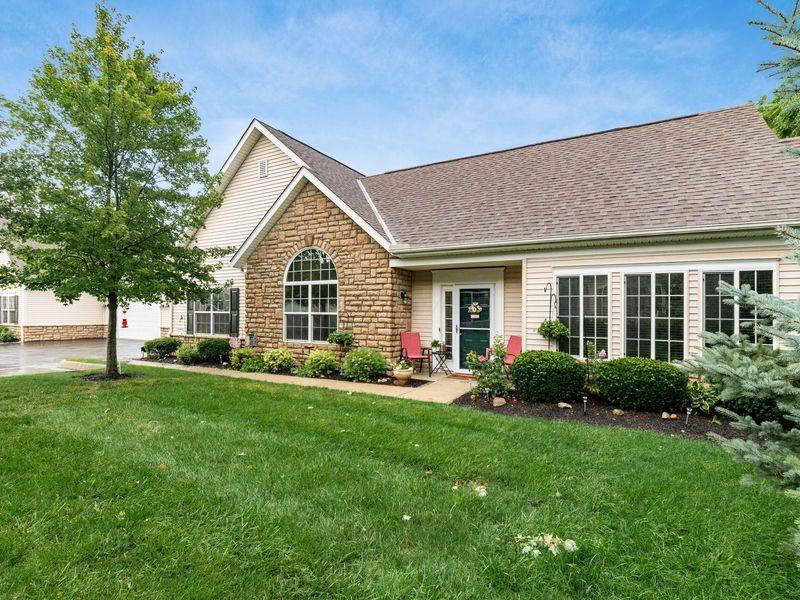 4841 Ashleigh Drive, Dublin, OH 43016 Photo 2