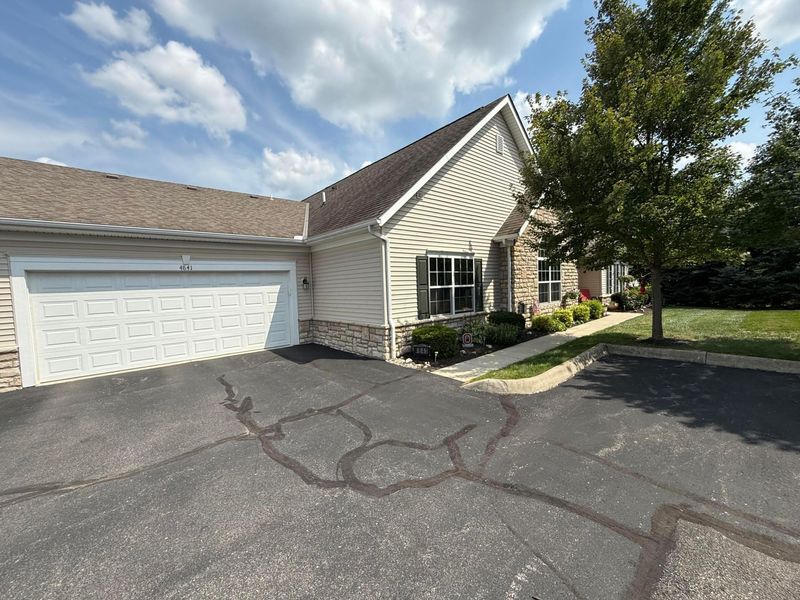 4841 Ashleigh Drive, Dublin, OH 43016 Photo 2