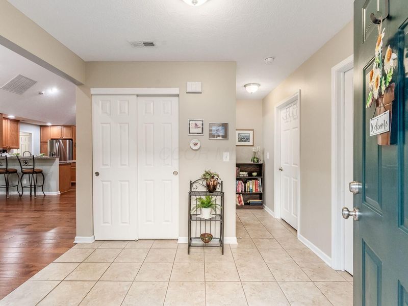 4841 Ashleigh Drive, Dublin, OH 43016 Photo 6